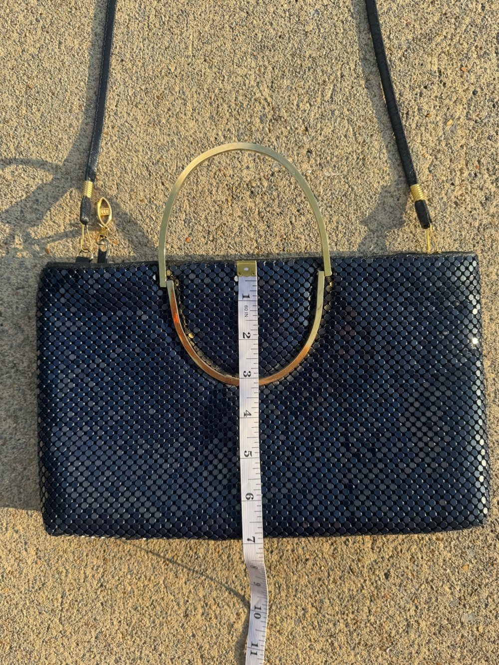 Vintage Bags by Marlo Navy Woven Chainmail Crossbody/Handbag Bag with Gold - Picture 11 of 16